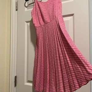 Beautiful pink💓 flowy OLD NAVY dress!!